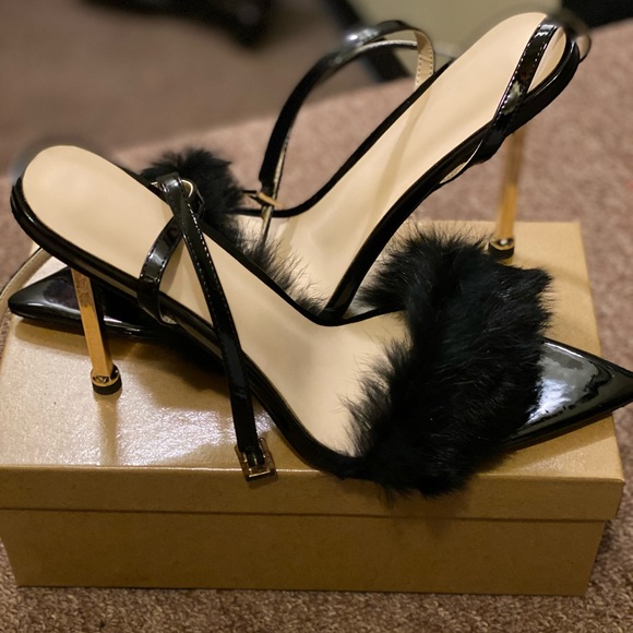 Ankle strap sandals - Picture 3 of 5